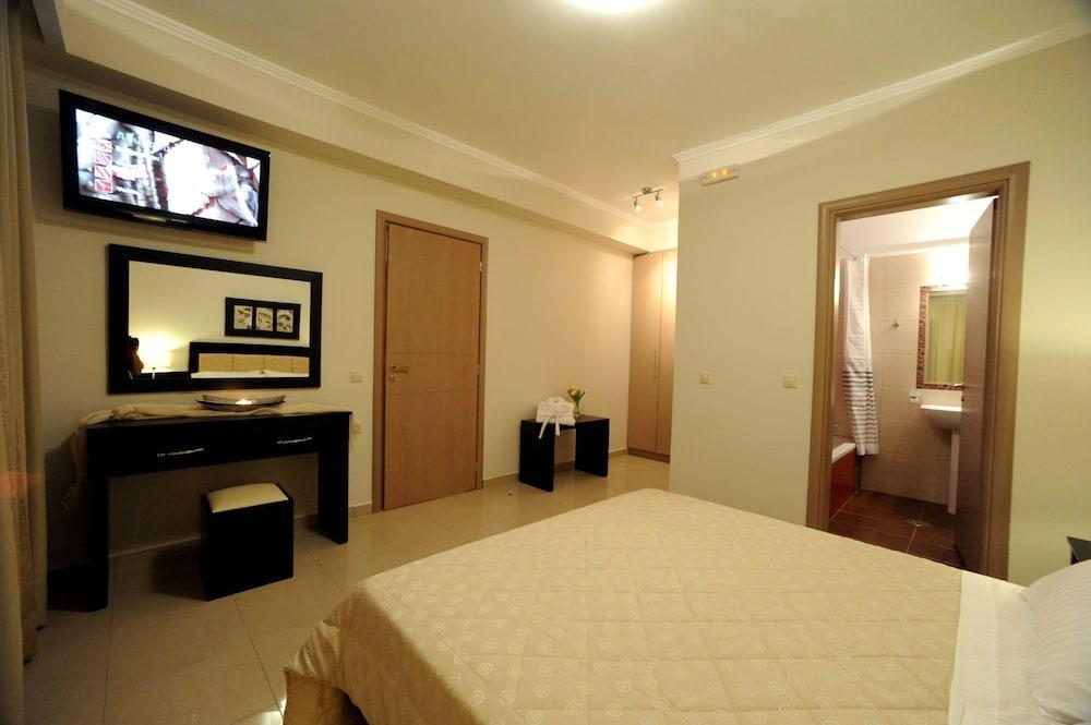 Mamfredas Luxury Resort Planos  Exterior photo