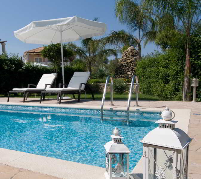 Mamfredas Luxury Resort Planos  Exterior photo