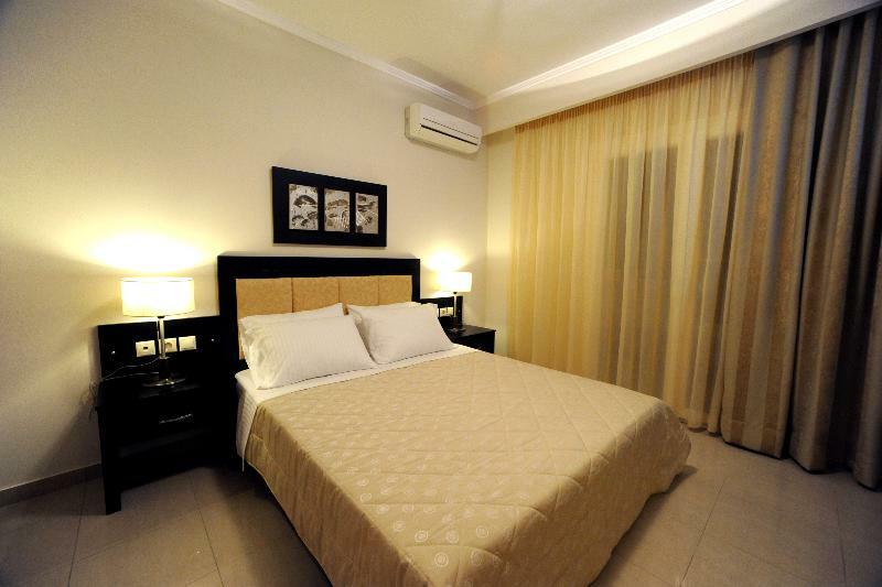 Mamfredas Luxury Resort Planos  Exterior photo